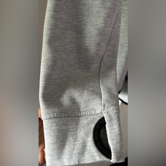 📚 NWOT JACK AND JONES grey hoodie - Picture 3 of 7